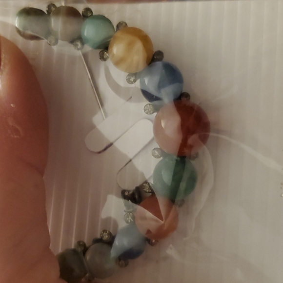 New Multi Colored Agate Crescent Moon Silver Pin Brooch. - Picture 3 of 4